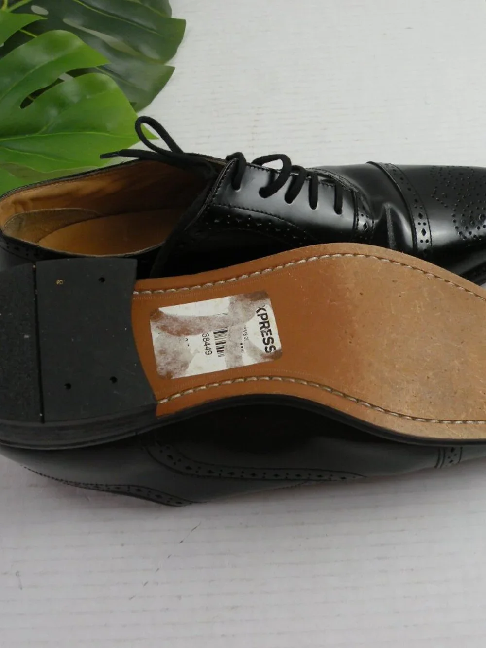 Worn Once! Men's Express Cap toe Leather Shoes Sz 10.5